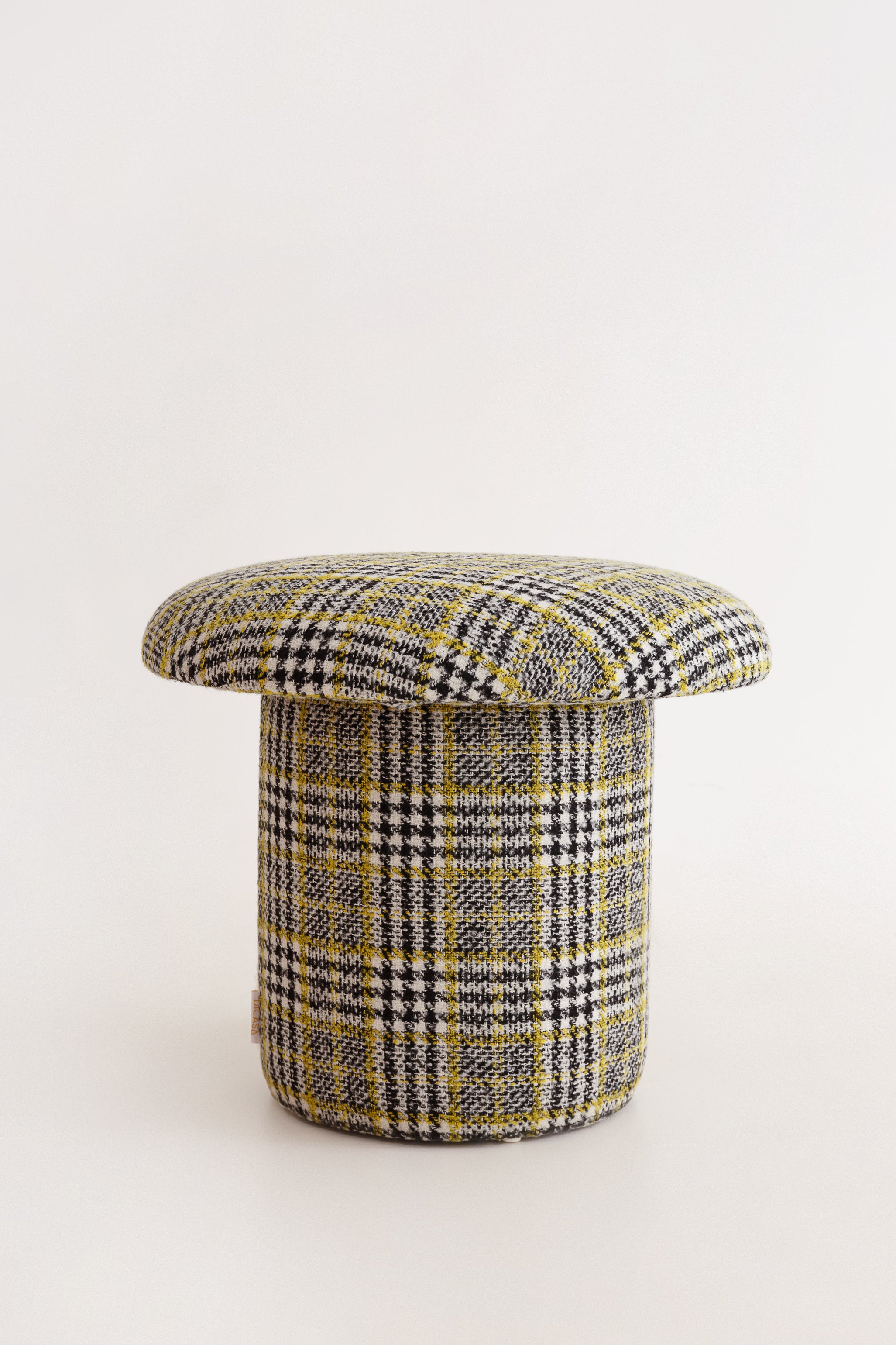 THE CHANEL POUF | GRANDE